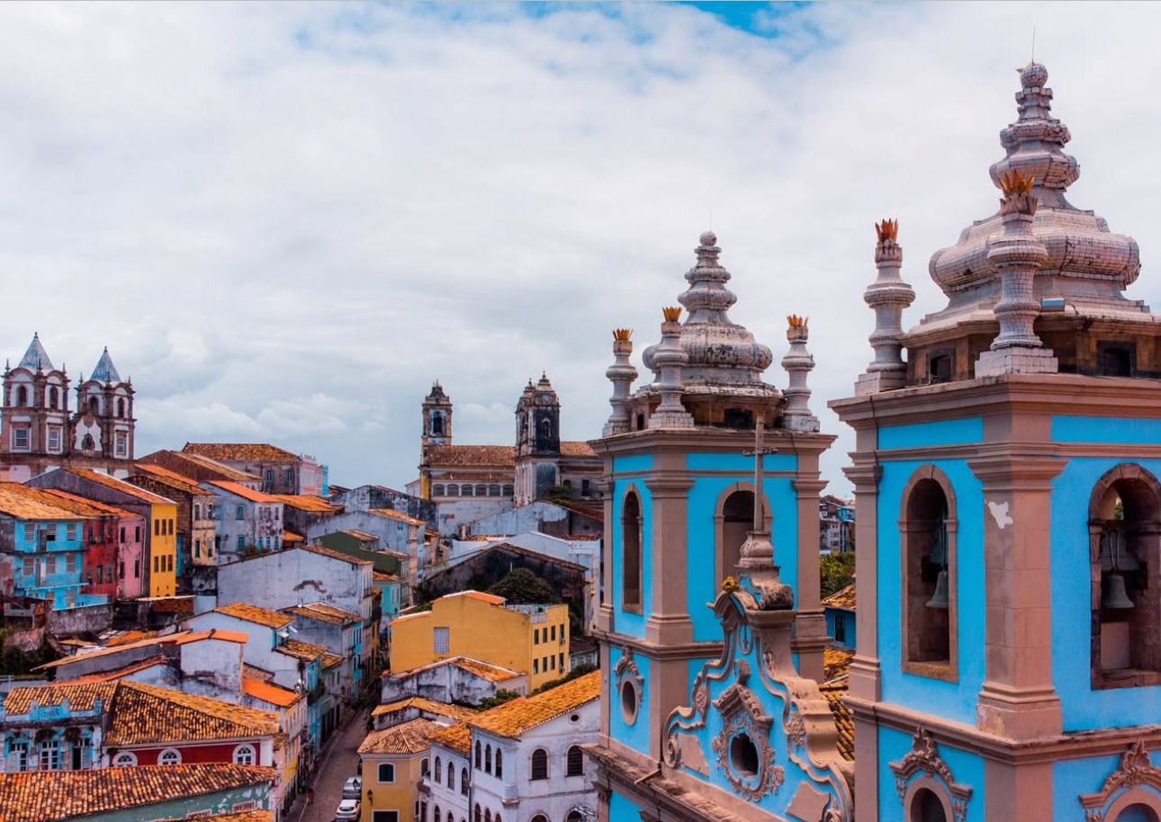 Igreja em Salvador emite comunicado contra batismo de bebês reborn: ‘Fé centrada na vida humana’