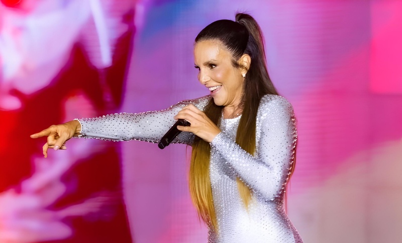 Ivete Sangalo fará show em junho em hotel na Praia do Forte; saiba detalhes