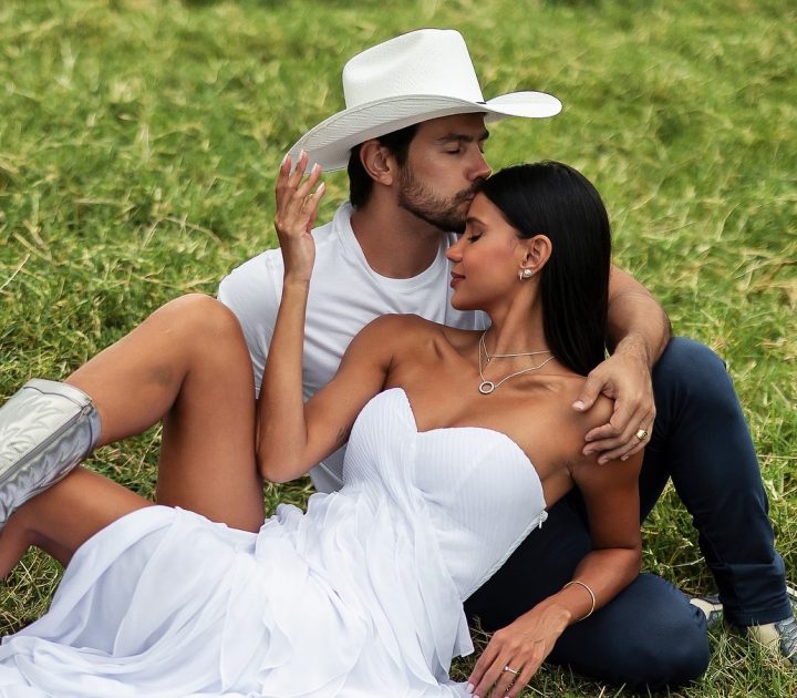 Jakelyne Oliveira e Mariano fazem ensaio de pré-casamento temático; veja fotos