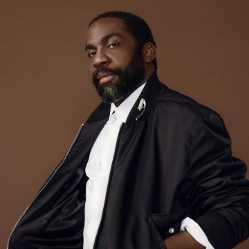 Lázaro Ramos vai apresentar o primeiro evento do Globo de Ouro no Brasil