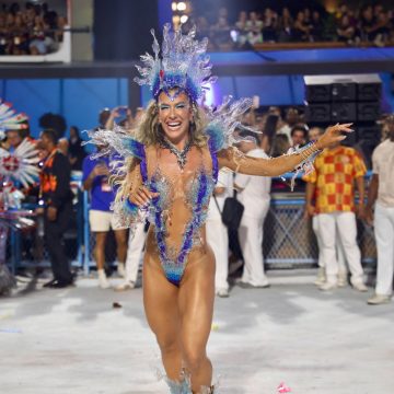 Musa da Viradouro, Lore Improta volta a Sapucaí para Desfile das Campeãs; veja vídeo