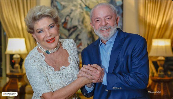 Lula participa de festa de aniversário de Marta Suplicy em São Paulo