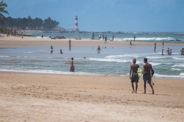 Em último fim de semana do verão, Salvador terá máxima de 35ºC, a mais quente do Nordeste