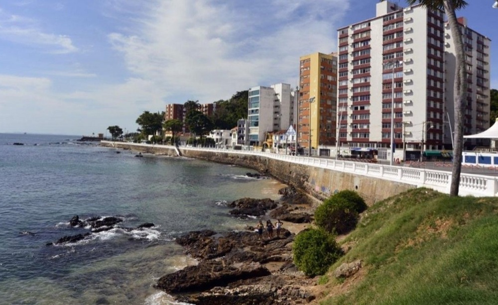 Verão se despede com calor: previsão indica máximas de 34°C em Salvador