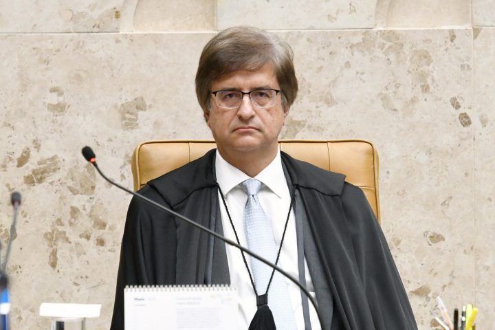 PGR diz que denúncia contra Bolsonaro e aliados está pronta para ser aceita pelo STF