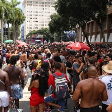 Especialistas recomendam ‘etiqueta respiratória’ após Carnaval