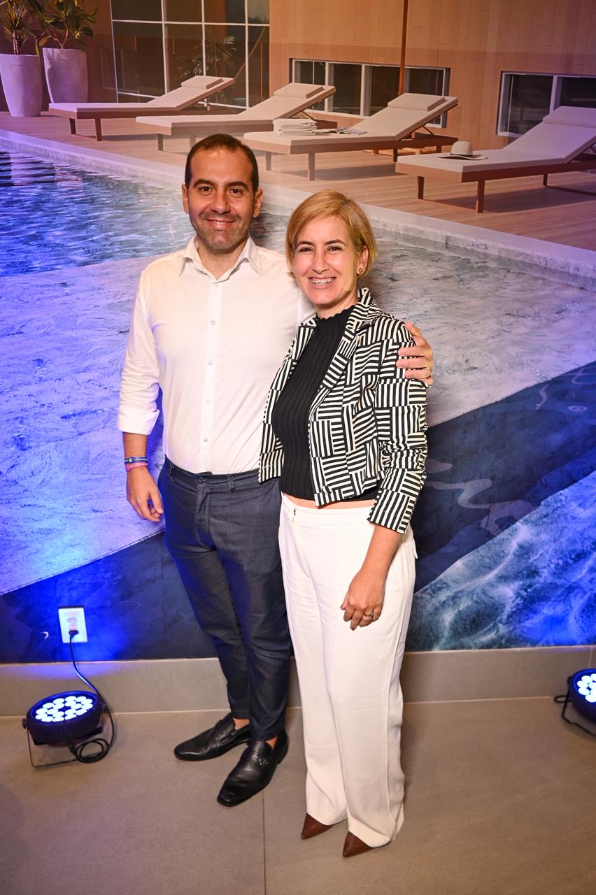 Sandro Mendes e Siane Rocha