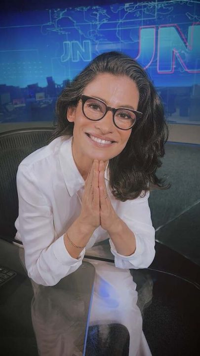 Renata Vasconcellos fala sobre experiência de apresentar o JN diretamente da casa de famílias ao redor do Brasil