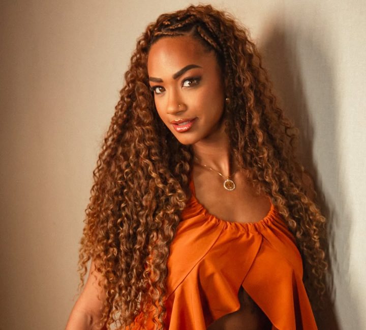 Ex-BBB Aline conta que sofreu racismo do ex: ‘Quando você colocar a trança de novo, a gente se encontra’