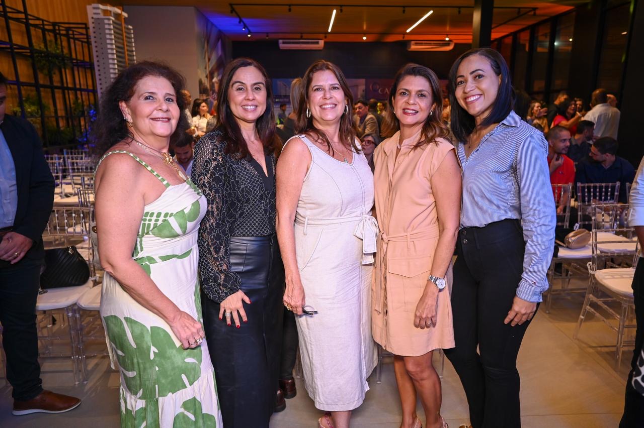 Milena Galvão, Rarene Pacheco, Liliana Britto, Milena Hai e Cris Paiva