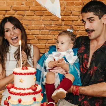Fernanda Paes Leme compartilha registros da festa de 1 ano da filha Pilar