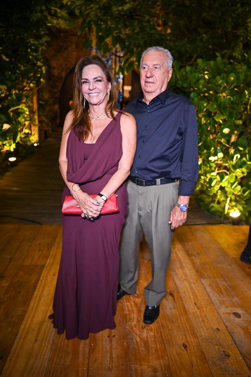 Angela Freitas e Edson Rios