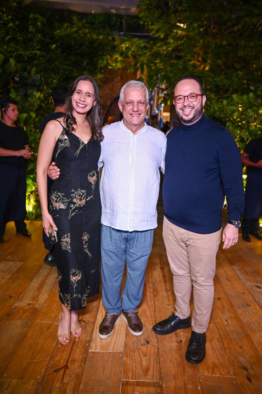 Nayra Pacheco, Edinho Engel e Paulo Neto 
