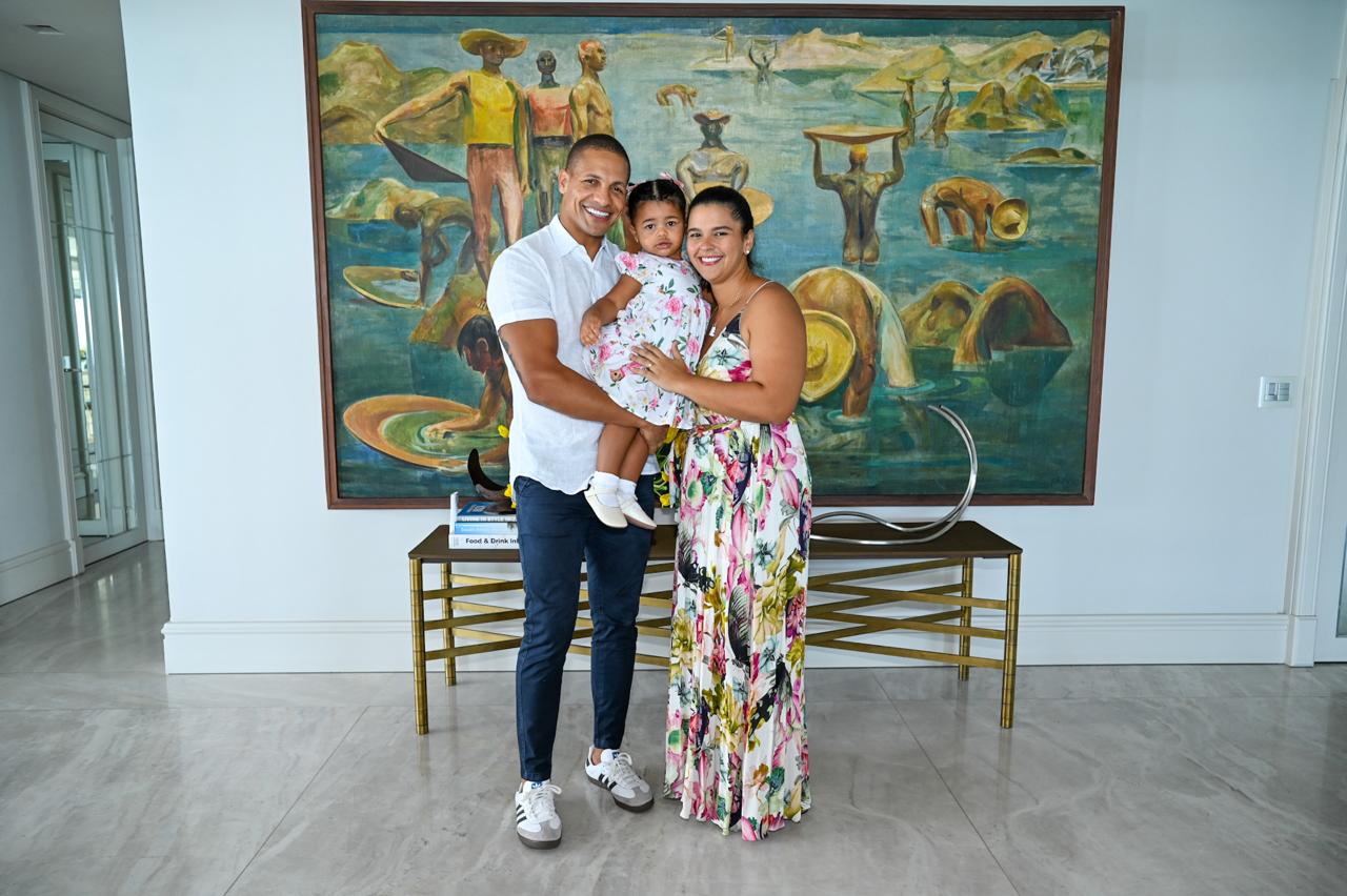 Paulo, Manuela e Marcela Mendonça