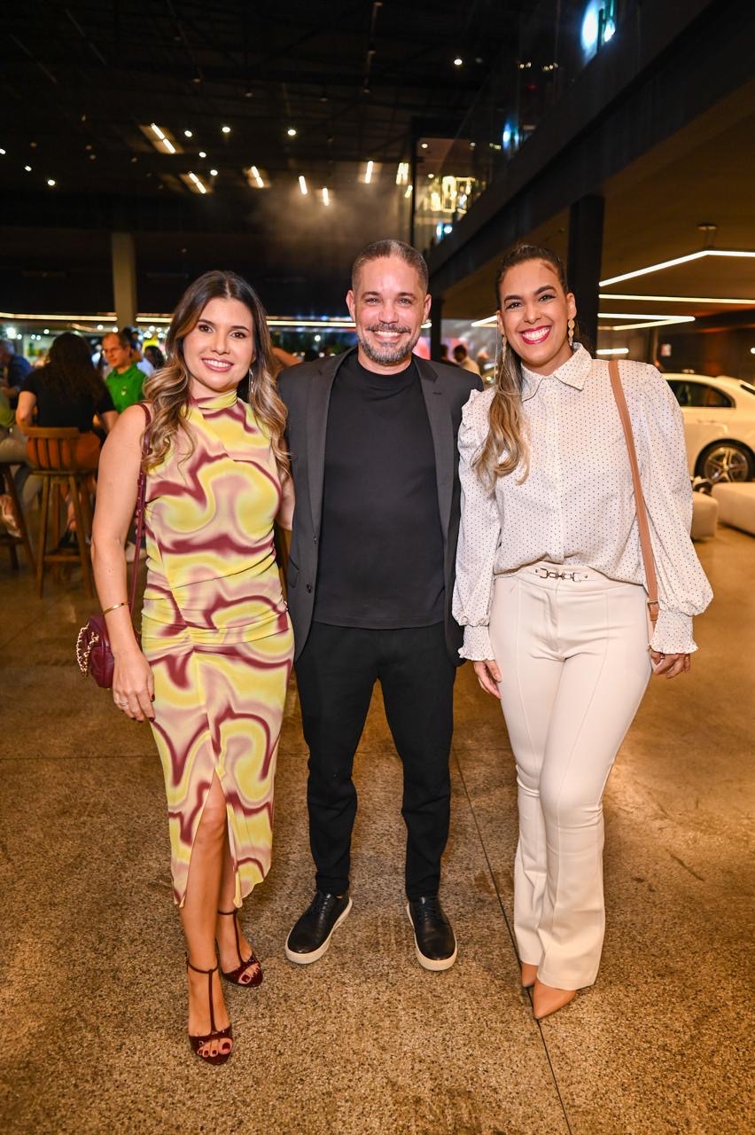 Cristiane, Giovanni Avelino e Evlyn Coutinho