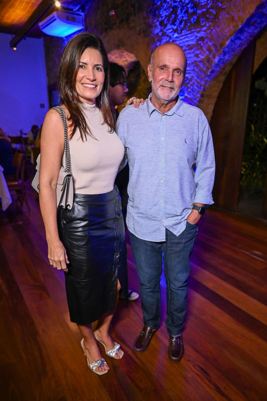 Erla Ribeiro e Ewerton Visco