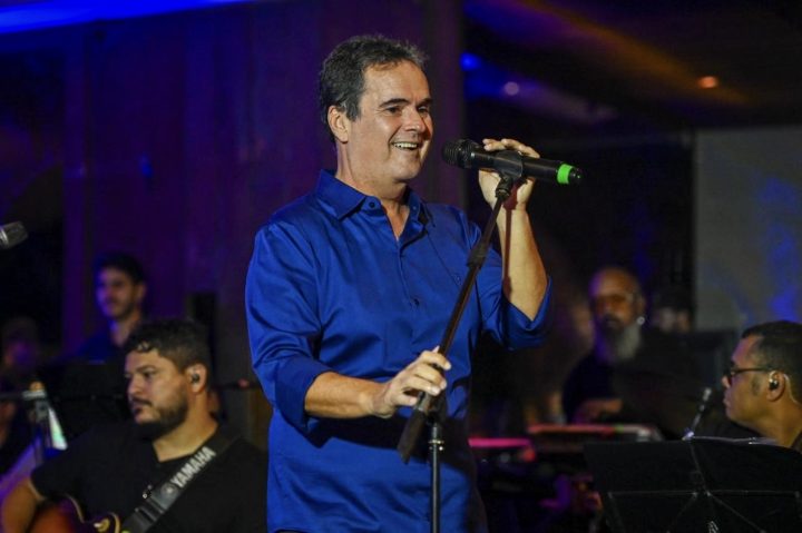 Ricardo Chaves abre nova temporada do projeto ‘Sem Limites’ com show especial em Salvador; veja fotos