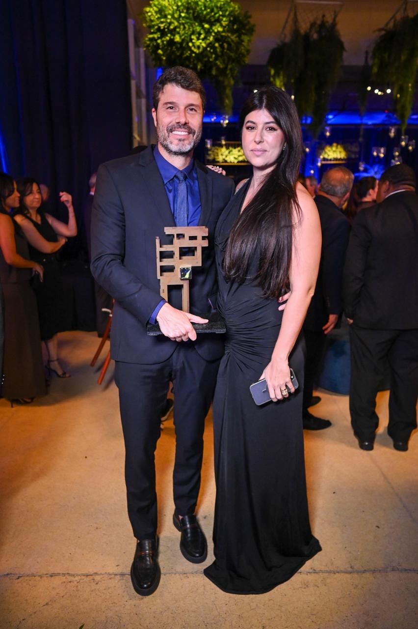 Tiago Martins e Giovanna Cerri