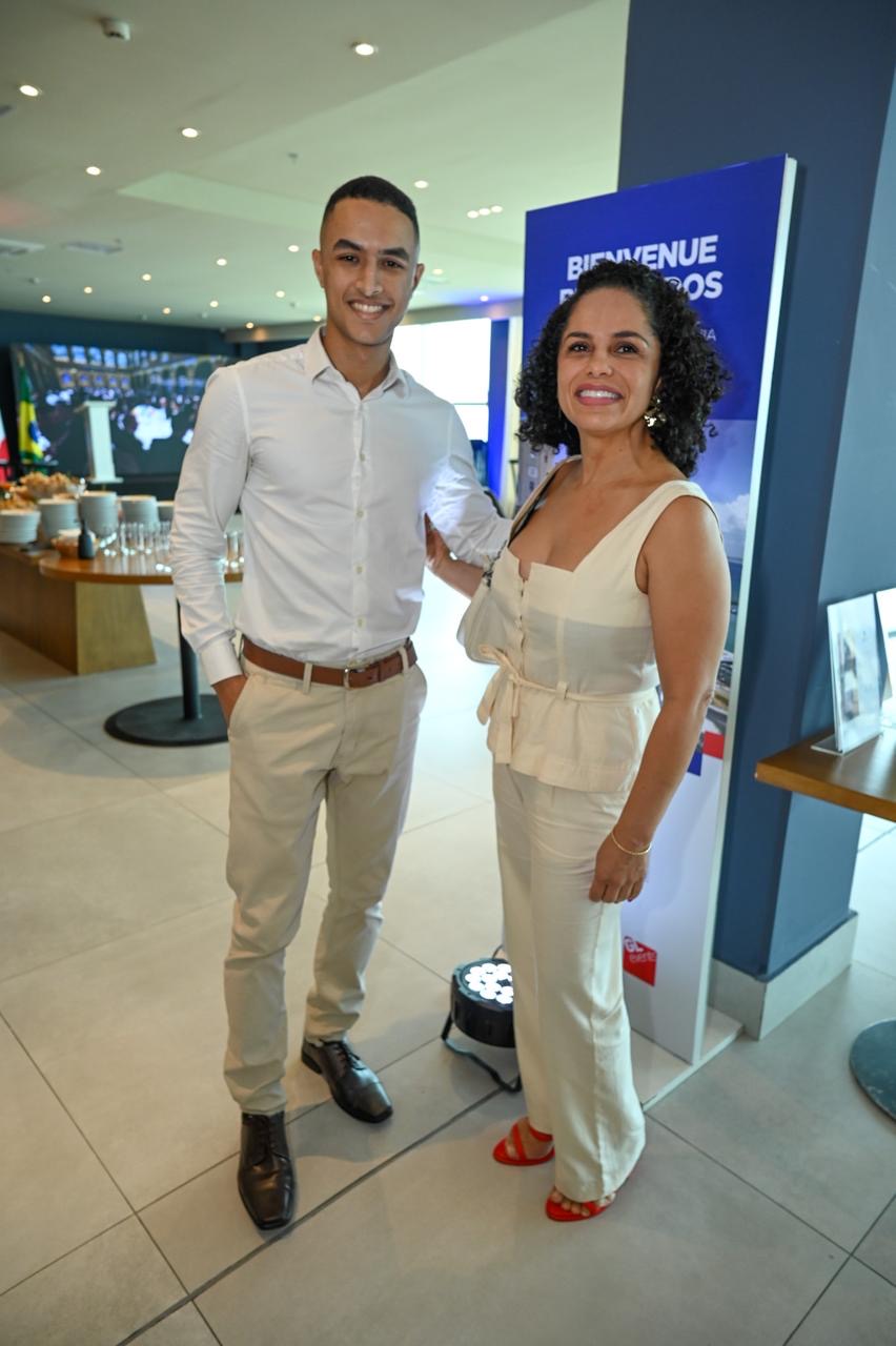 Vinicius Izidorio e Conceição Miranda