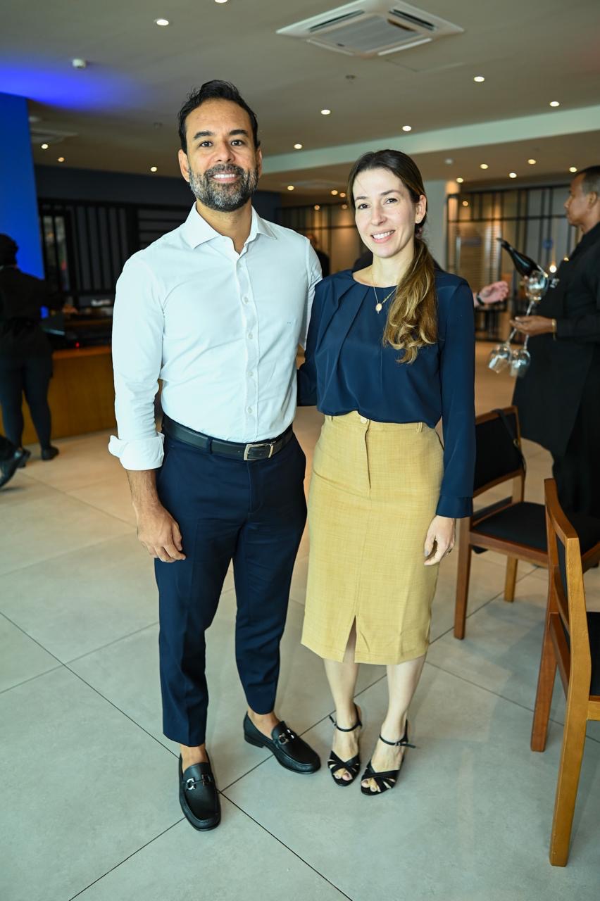 Ermiro Neto e Camila Fraga