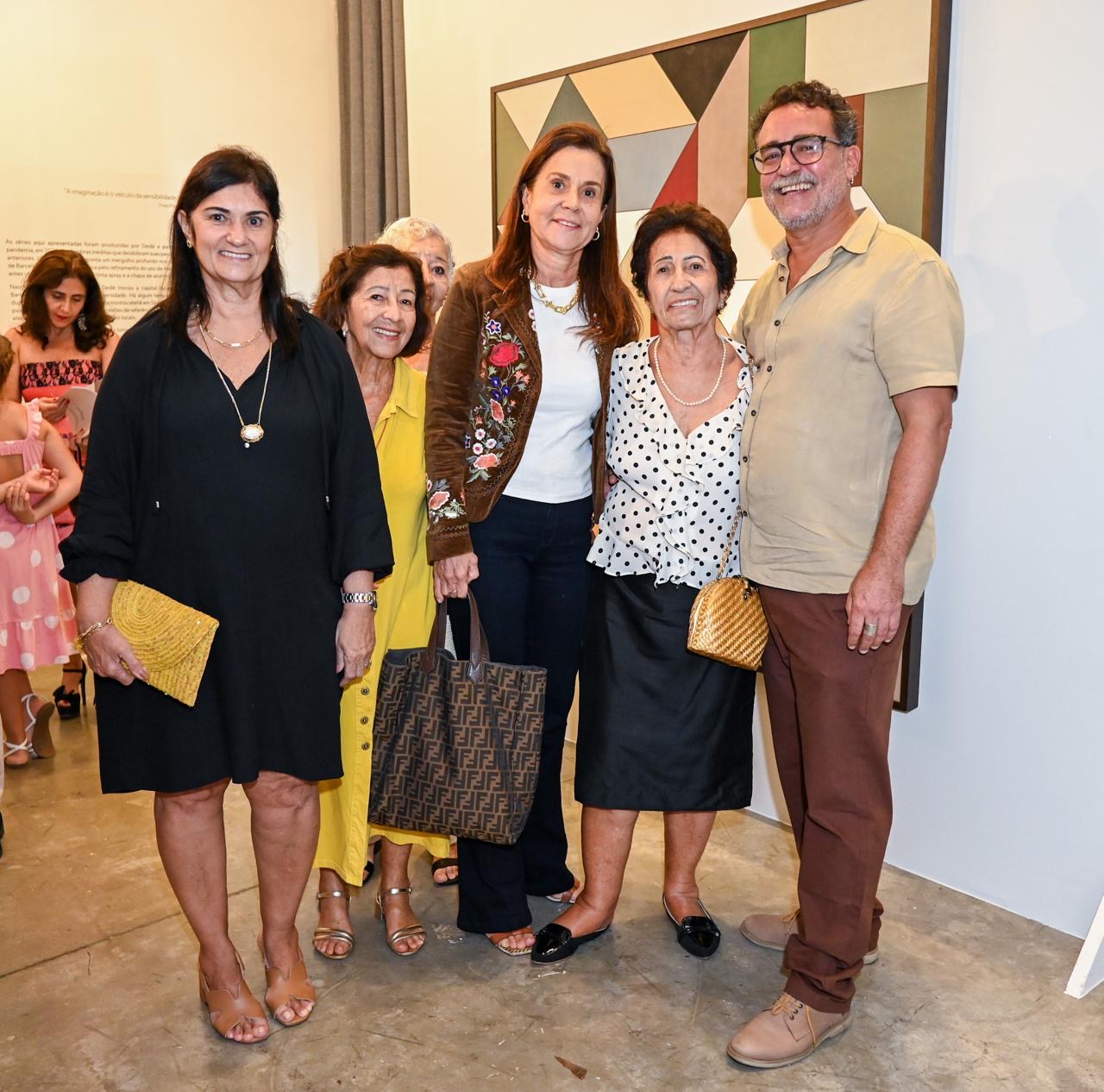 Dedé Lins e família