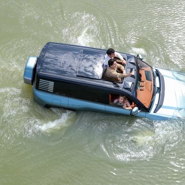 Carros que pulam, dançam e até flutuam: conheça a tecnologia da BYD já presente na China