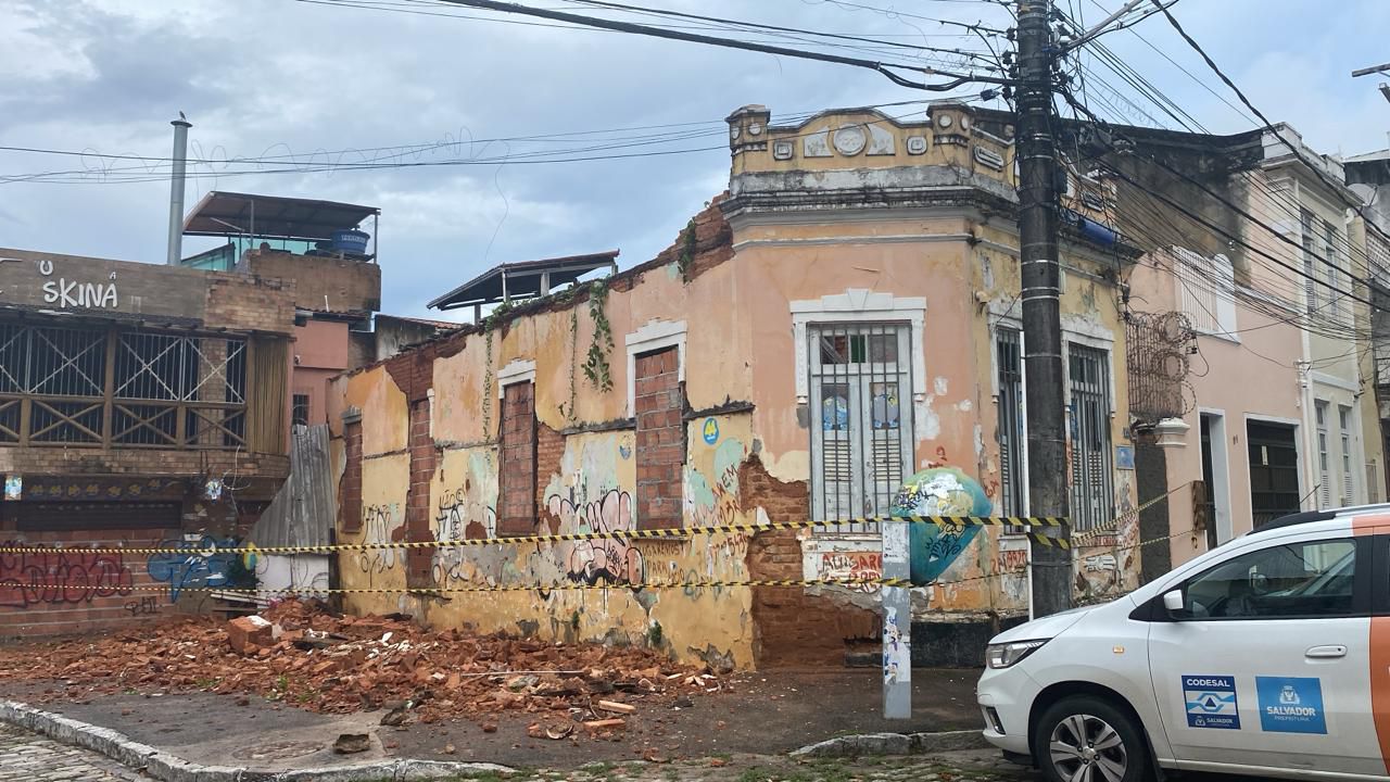 Desabamento parcial de imóvel em Salvador mobiliza Defesa Civil