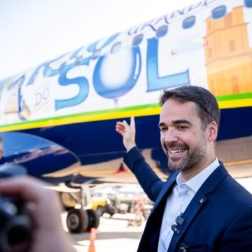 Eduardo Leite confirma pré-candidatura à Presidência em 2026