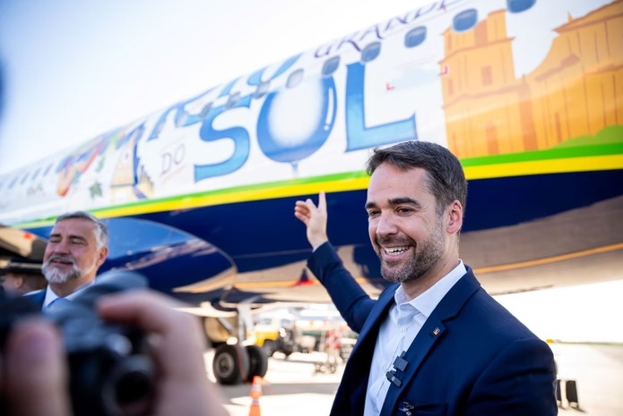 Eduardo Leite confirma pré-candidatura à Presidência em 2026
