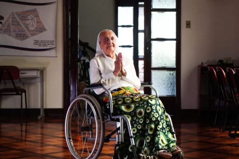 Após morte de brasileira considerada a pessoa mais velha do mundo, britânica de 115 anos ocupa posto