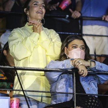 Preta Gil emociona público ao se declarar para Ivete Sangalo: “Nosso encontro estava escrito”