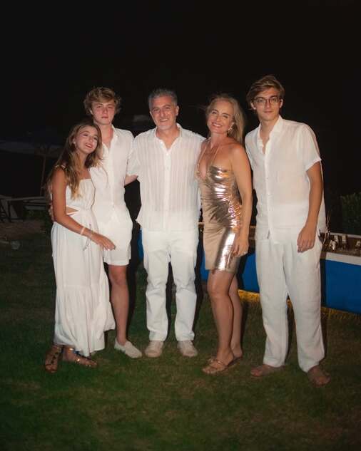 No Dia das Mães, Angélica ganha homenagem emocionante de Luciano Huck