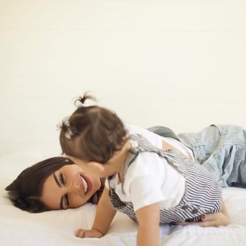 Amanda Kimberlly revela tema do aniversário de um ano de Helena, sua filha com Neymar
