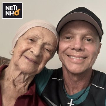 Em tratamento contra câncer, Netinho se declara em aniversário da mãe: “Guerreira”
