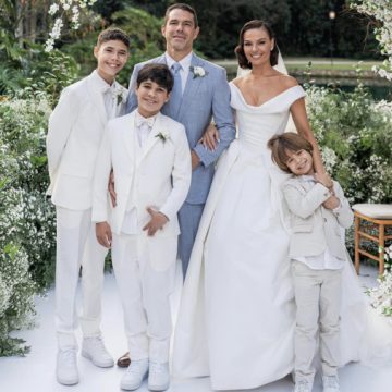 Filho de Marcus Buaiz encanta com registros do casamento do pai com Isis Valverde; veja