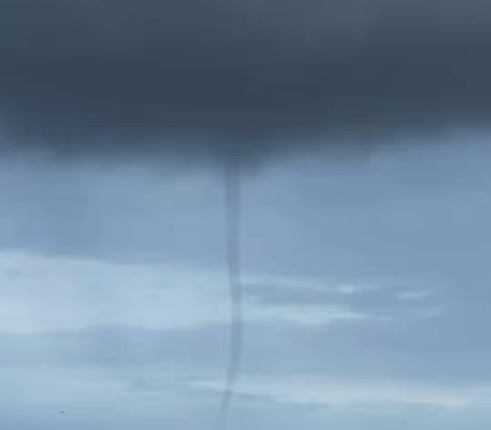Salvador registra formação de tromba d’água na praia da Barra; veja vídeo