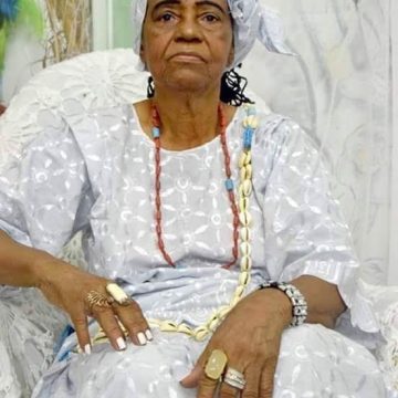 Morre Mãe Elda de Oxossi, última rainha da Igreja dos Homens Pretos do Recife