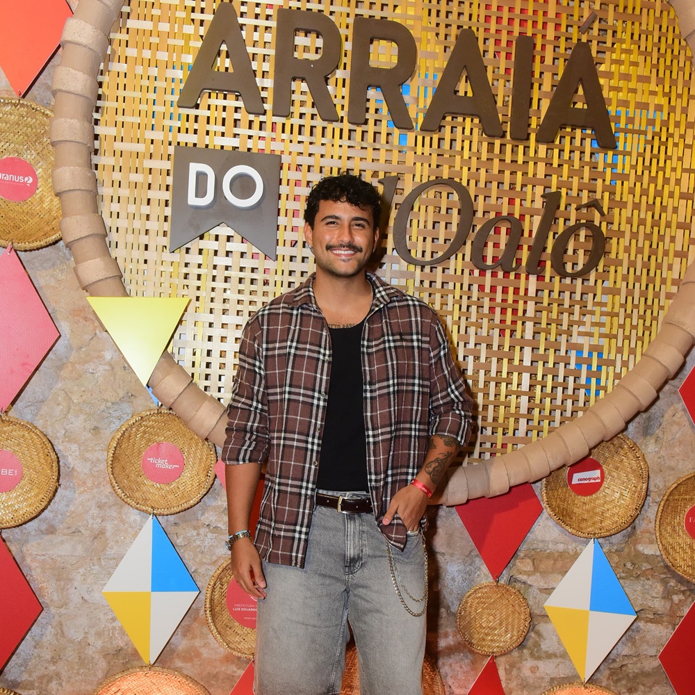 Lucas Pizane revela memórias afetivas com o São João: ‘A comida, o cheiro, as músicas…’