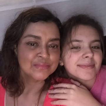 Preta Gil posa ao lado sobrinha Flor Gil em Nova York: ‘Minha’