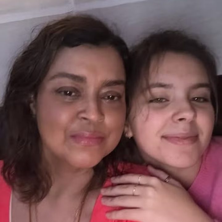 Preta Gil brinca com a sobrinha Flor Gil em Nova York: ‘Ficando velha’