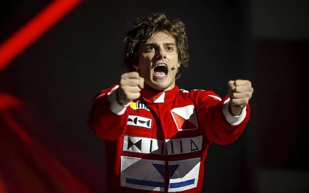 Hugo Bonèmer celebra reconhecimento internacional após sucesso com Senna: ‘Muda como te enxergam’