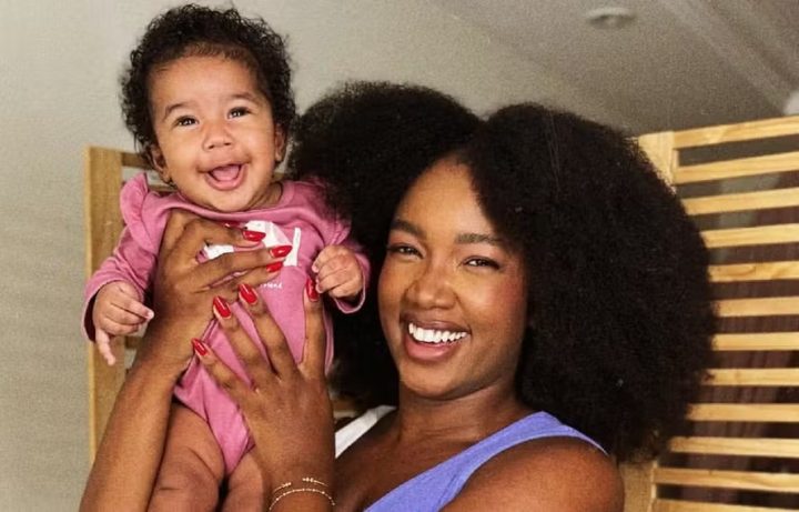 Iza posa com a filha, Nala, e fãs apontam semelhança com Yuri Lima: ‘100% parecida ‘