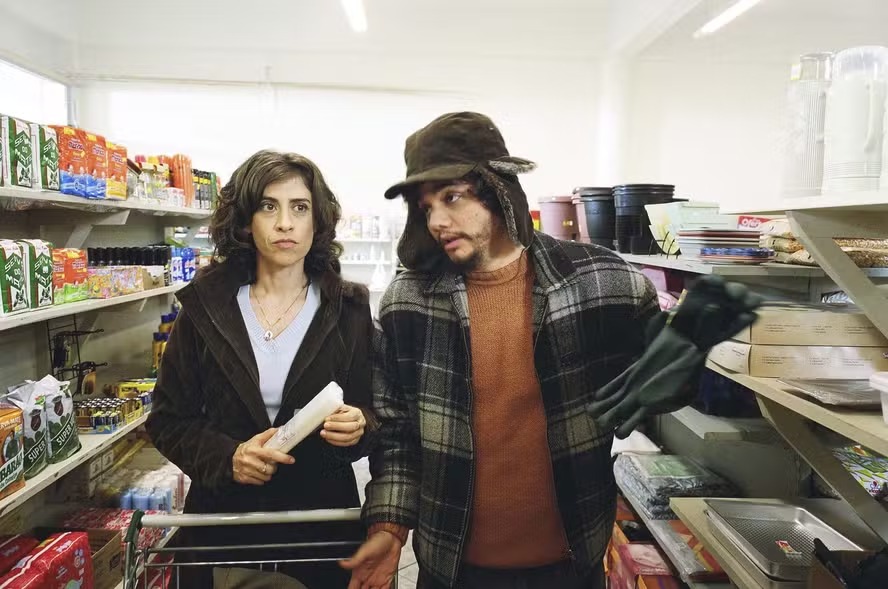 ‘Saneamento básico’: filme com Fernanda Torres e Wagner Moura volta aos cinemas