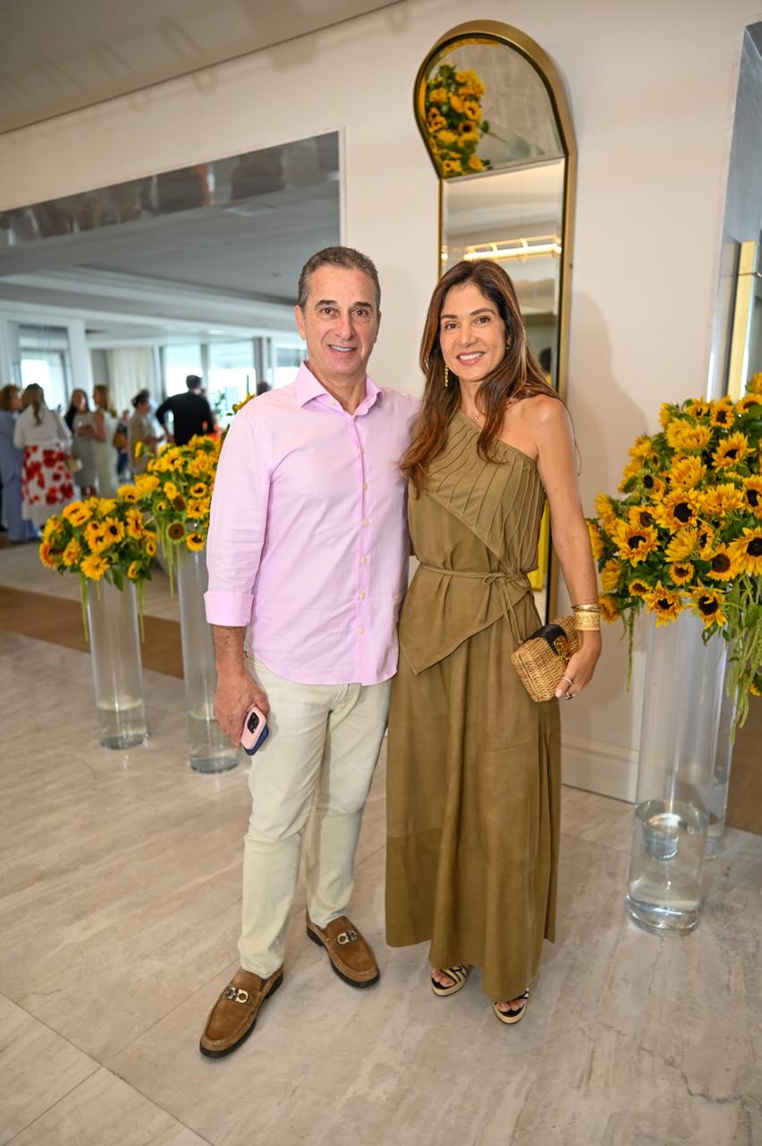 Neto e Cris Sandoval