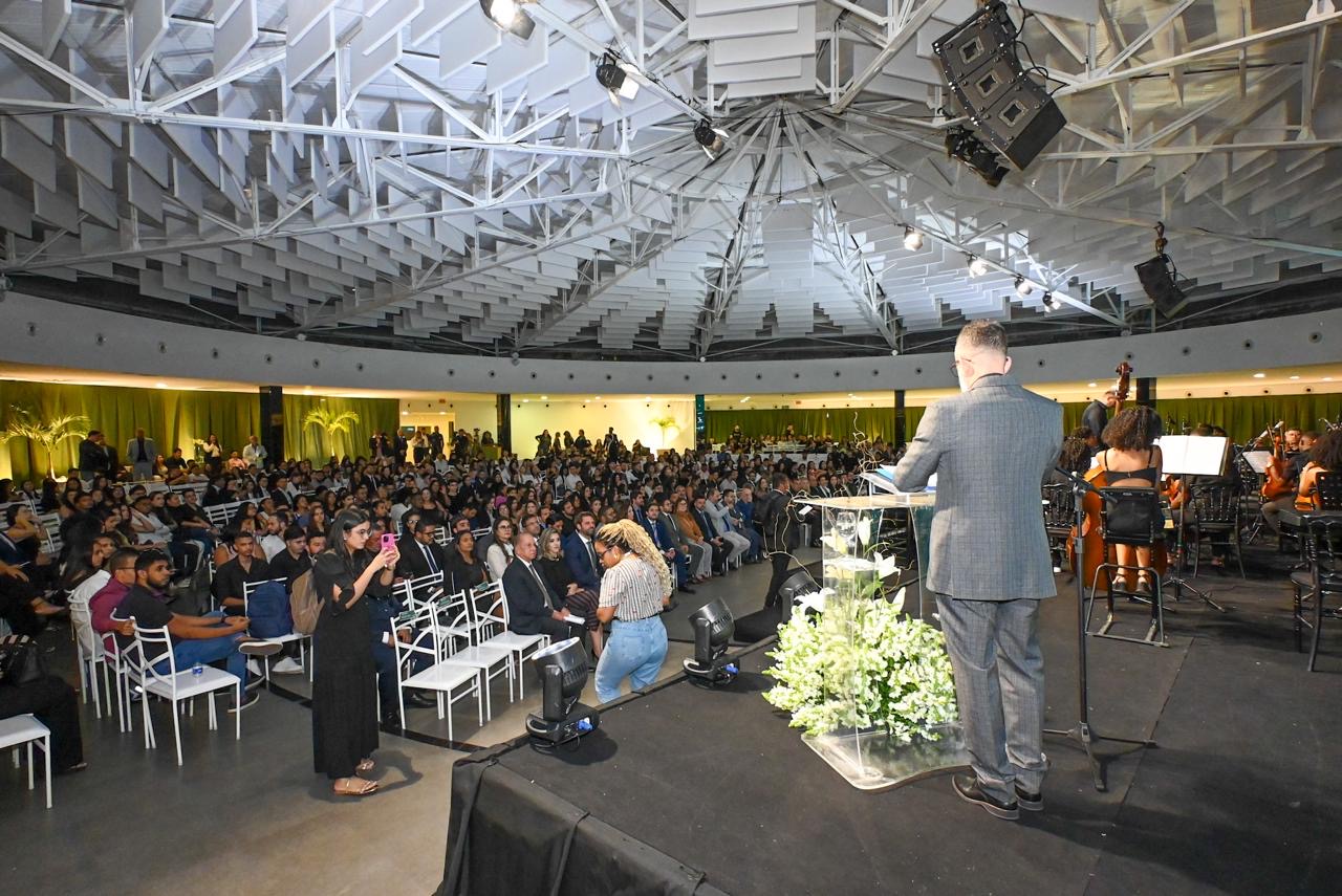 ll Encontro dos Tribunais
