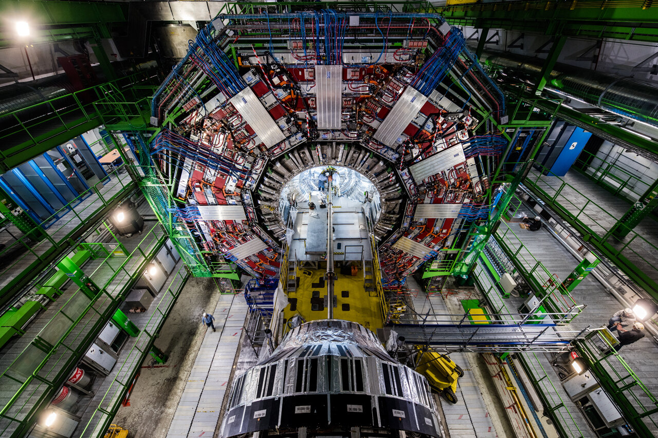 Cientistas europeus transformam chumbo em ouro durante experimento no Cern