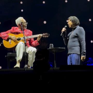 Djavan se junta a Gilberto Gil em noite especial da turnê de despedida no Rio