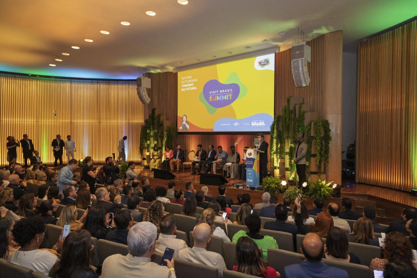 Bahia participa do lançamento do novo plano de promoção internacional do Brasil
