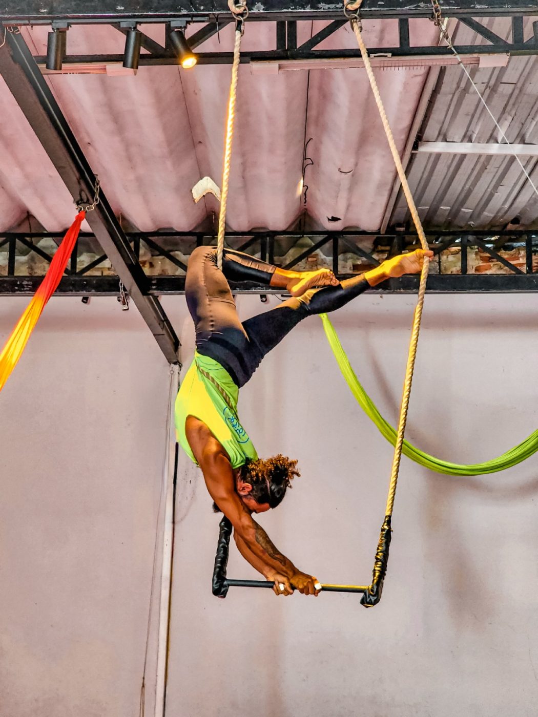 Funceb abre inscrições gratuitas para Oficinas Artísticas no Barracão das Artes