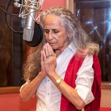 Maria Bethânia faz apelo após enchente em Santo Amaro deixar 80 famílias desabrigadas: ‘A natureza grita’